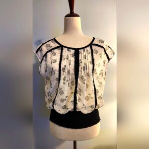 Candies Sheer Top with Printed Roses & Gatheted Bottom